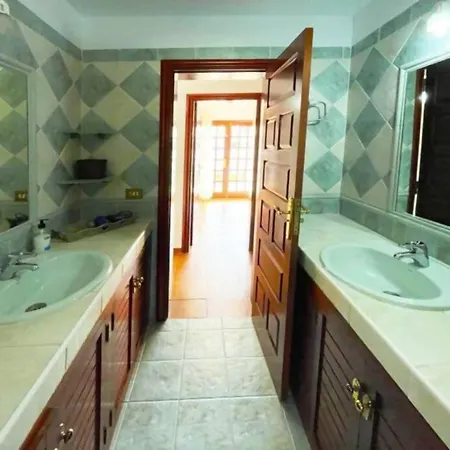 In Fairways Village Golf Del Sur Casa vacanze
